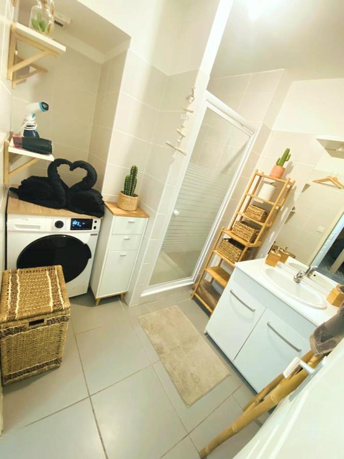 Appartcosy Emplacement Ideal Avec Terrasse & Parking Prive Nîmes Eksteriør bilde